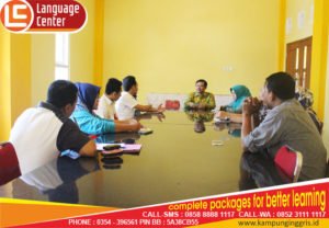 kunjungan drprd kabupaten kediri di kampung inggris lc