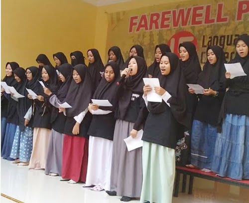 Serunya Bettle Yel-Yel di Opening Party