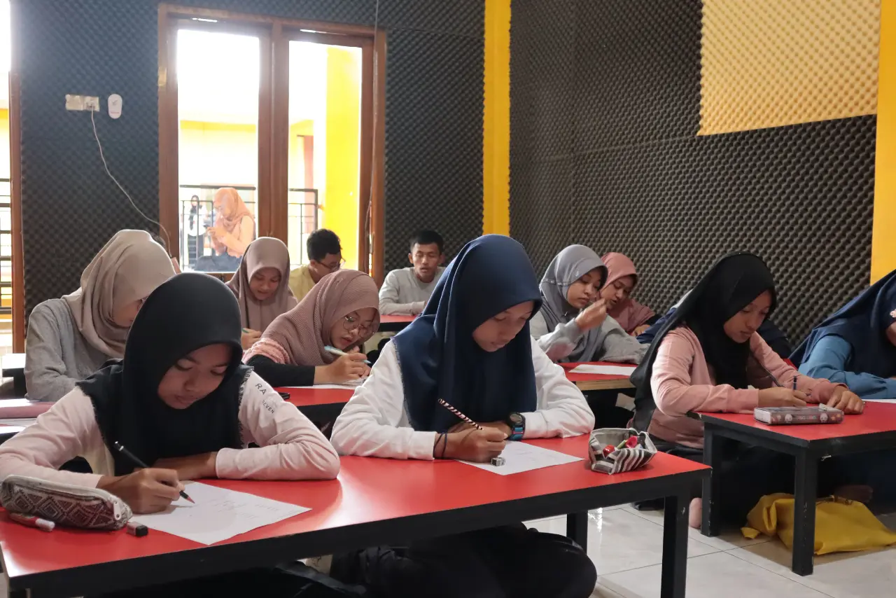 Keseruan Kursus Bahasa Inggris di Kampung Inggris LC